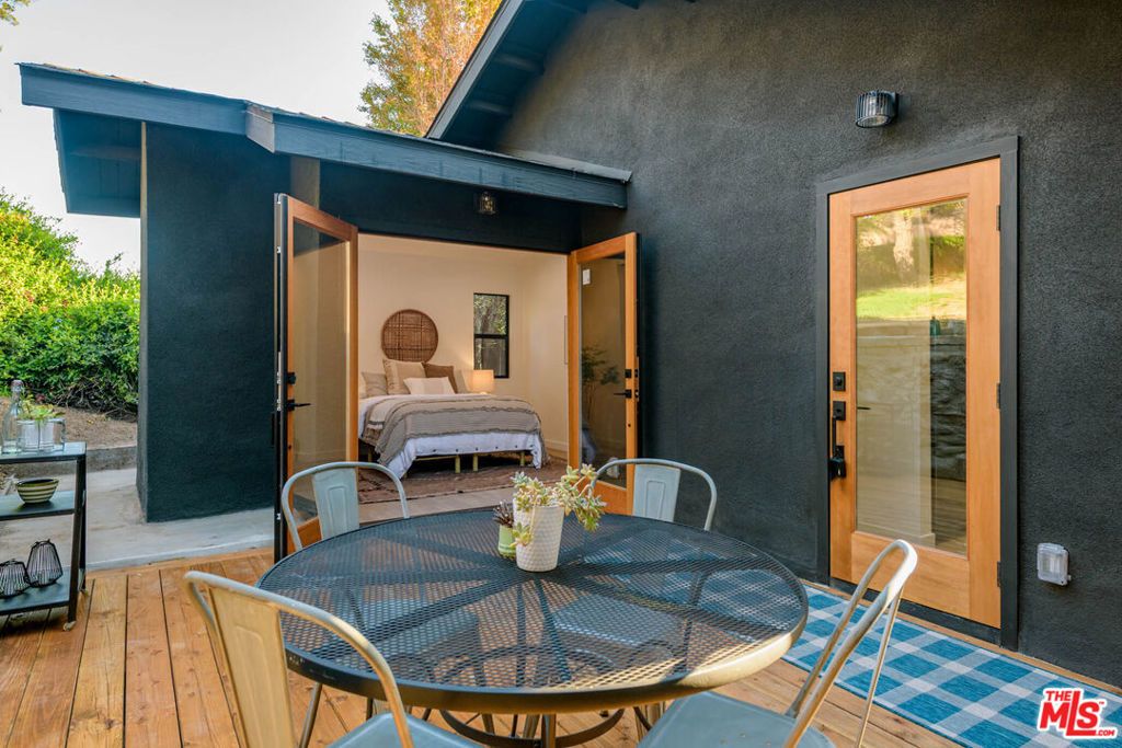 listing image 130729925332131216600