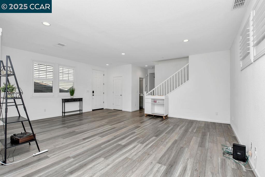 Not Listed - Residential