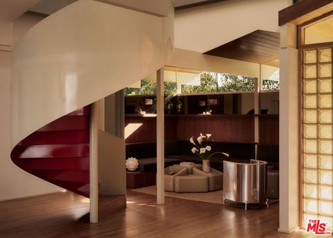 3112 Chandelle Road Los Angeles CA 90046