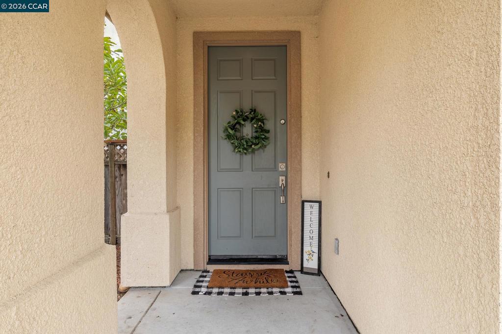 5700 5700 Oakmont Dr