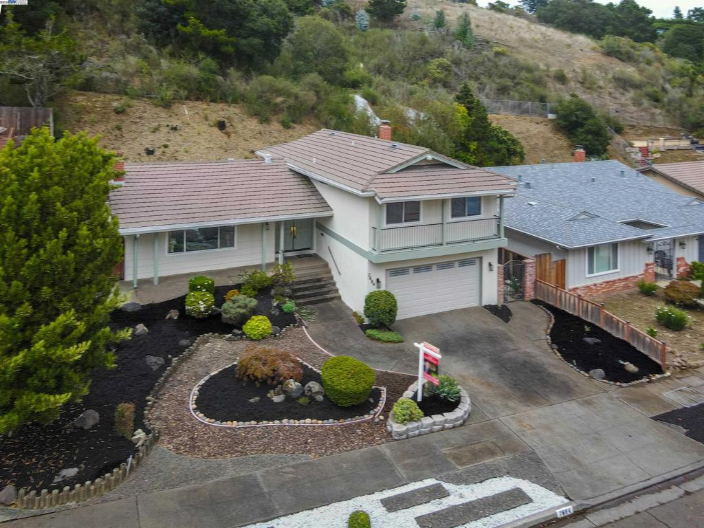 SEQUOYAH HEIGHTS - Residential