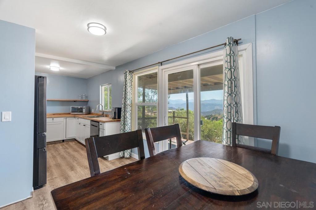 497 Mountain View Road