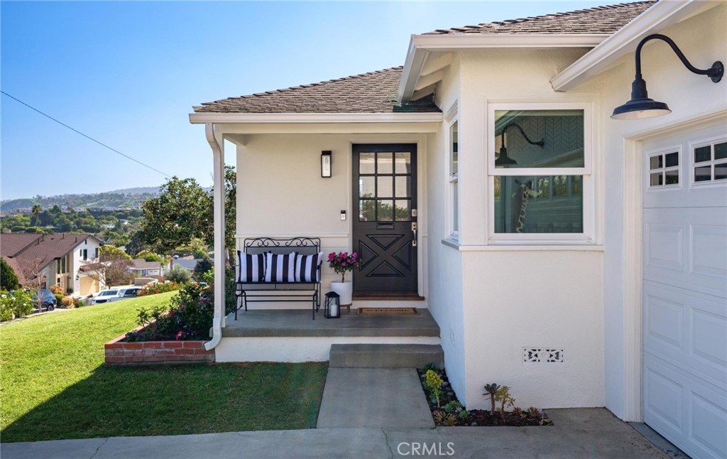 22421 Redbeam Avenue