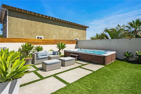 Photo of 1104 Palm Lane Ln, Redondo Beach, CA 90278 (MLS # SB26057434)