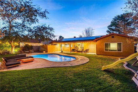 Photo of 43034 Cherbourg Ln, Lancaster, CA 93536 (MLS # SR25277849)