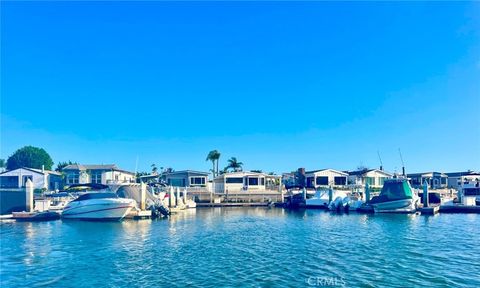 24 Saratoga 24 Newport Beach CA 92660