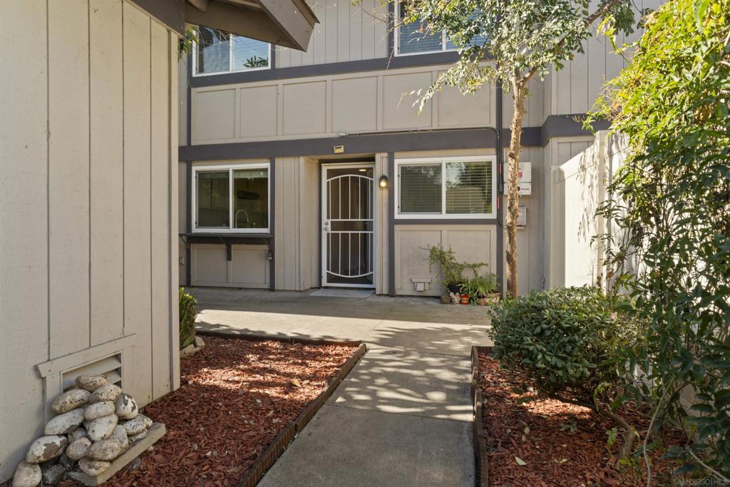 17368 Caminito Canasto