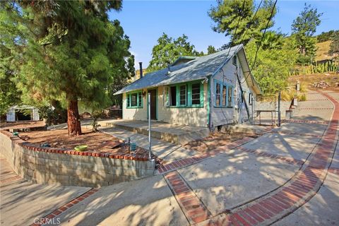 Photo of 10064 Sunland Boulevard, Sunland, CA 91040 (MLS # MB26086616)