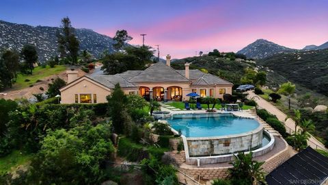 Photo of 15480 Eastvale Rd Rd, Poway, CA 92064 (MLS # 260003716SD)