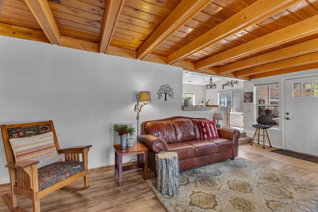 25955 California 243 28