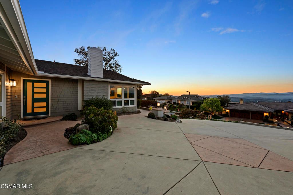 Photo of 2459 Sapra Street, Thousand Oaks, CA 91362 (MLS # 226000691)