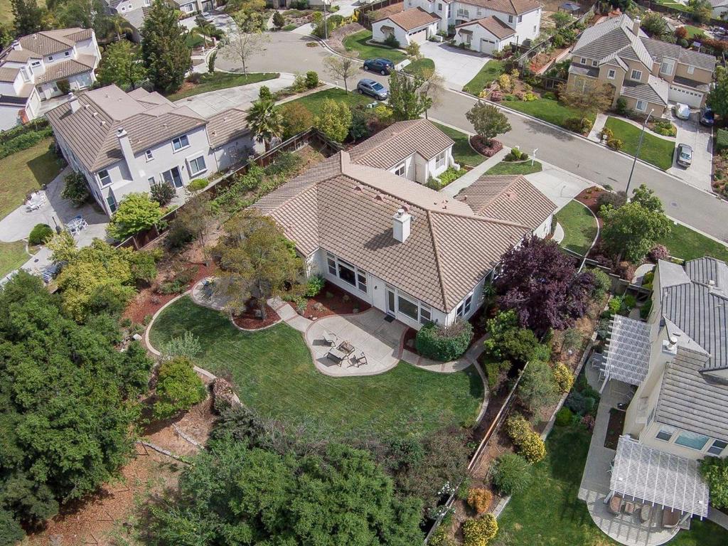 2713 Scenic Meadow Court