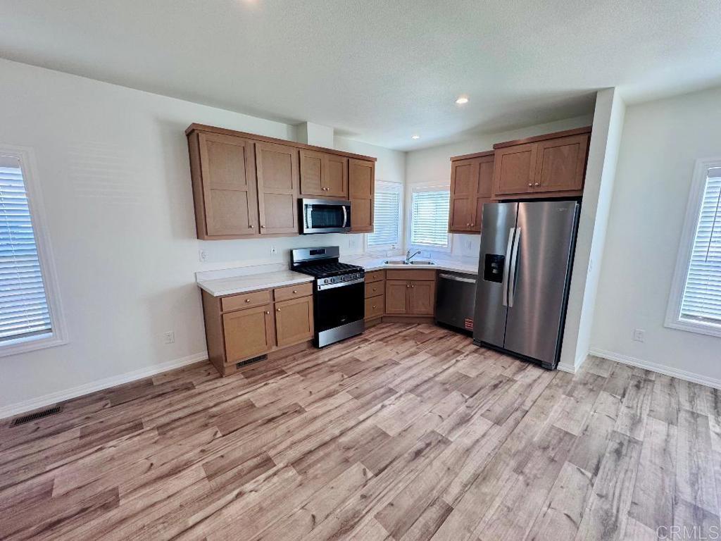 1369 E Main Street 3
