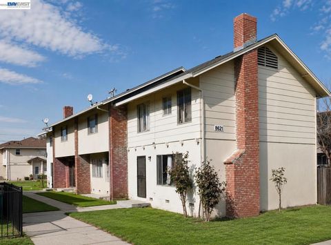 Photo of 8621 Santa Paula Way WAY, Stockton, CA 95210 (MLS # 41141459)