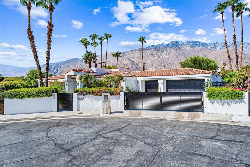1045 E Deepak Road