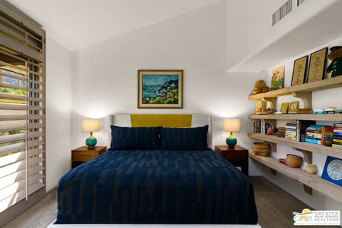 Tiny photo for 555 W Arenas Road #6, Palm Springs, CA 92262 (MLS # 26102889PS)