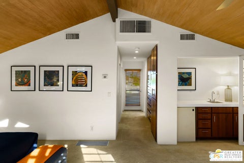 Tiny photo for 555 W Arenas Road #6, Palm Springs, CA 92262 (MLS # 26102889PS)