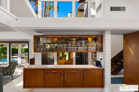 Tiny photo for 555 W Arenas Road #6, Palm Springs, CA 92262 (MLS # 26102889PS)