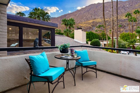 Tiny photo for 555 W Arenas Road #6, Palm Springs, CA 92262 (MLS # 26102889PS)