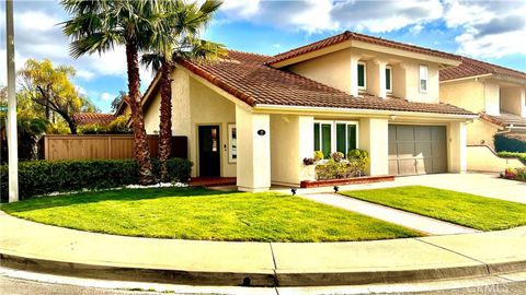 Photo of 12 Lompoc Court, Rancho Santa Margarita, CA 92688 (MLS # OC26105179)