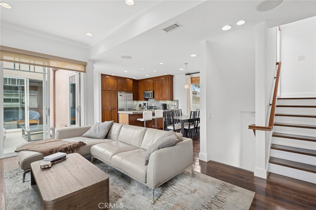 417 1/2 Poinsettia Avenue, Corona Del Mar CA 92625 - Photo 11
