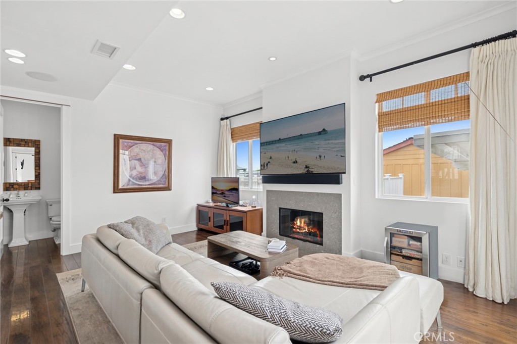 417 1/2 Poinsettia Avenue, Corona Del Mar CA 92625 - Photo 10