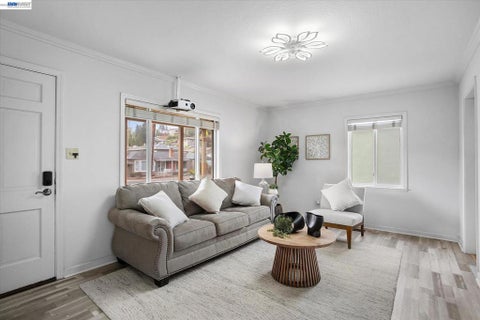 Photo of 3270 Keith Ave Ave, Castro Valley, CA 94546 (MLS # 41149286)