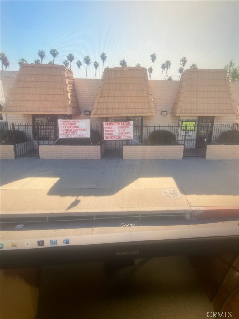 THIS IS A CUTE SPACE LOCATED JUST NORTHEAST OF DOWNTOWN POMONA AND ONLY MINUTES SOUTH OF THE 10 FREEWAY. THIS OFFICE/WAREHOUSE SPACE HAS NOT BEEN ON THE MARKET FOR OVER 35 YEARS. NICELY MAINTAINED AND READY FOR YOU TO COME TAKE A LOOK TO MAKE IT YOURS.