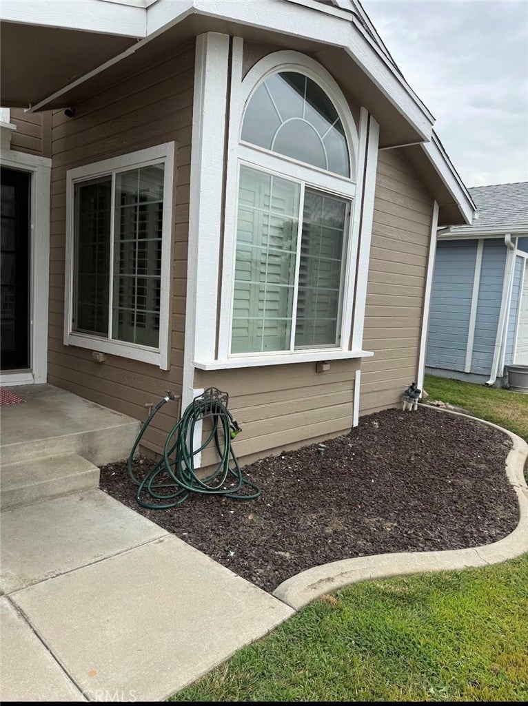 140 W Pioneer Avenue 24