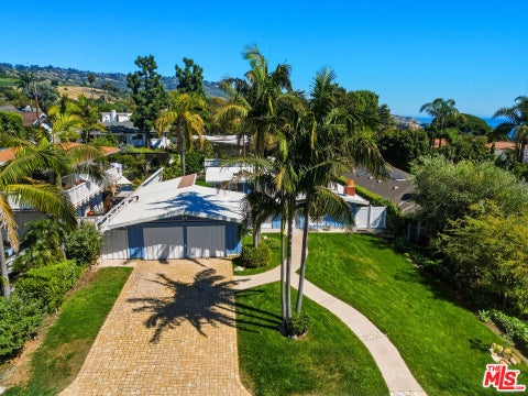 Photo of 26 Packet Road, Rancho Palos Verdes, CA 90275 (MLS # 26666145)