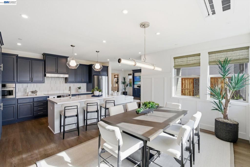 Photo of 3930 Viggo Way Way, Dublin, CA 94568 (MLS # 41128519)