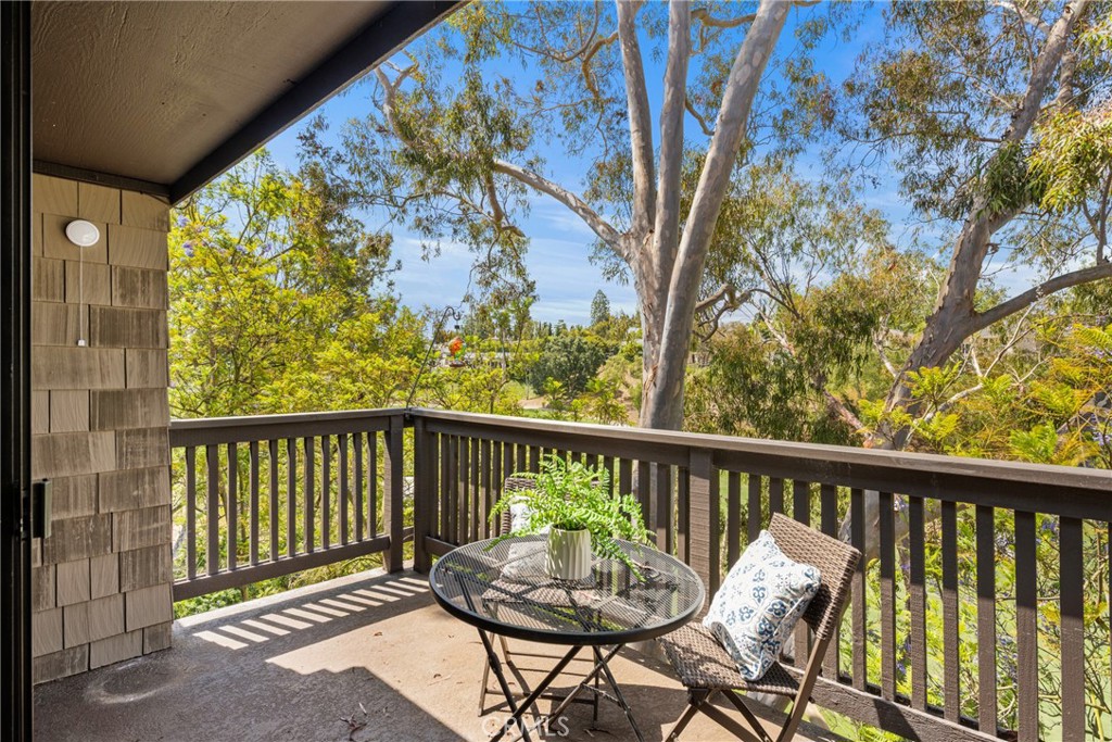 9 Canyon Island Drive