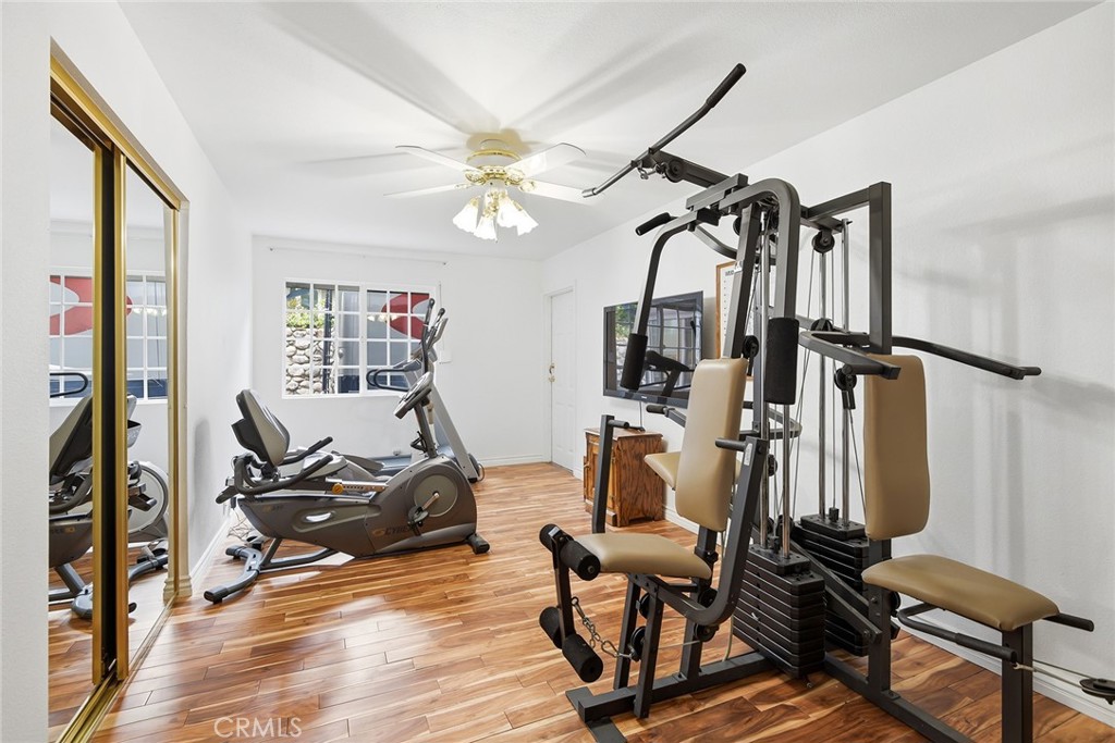 Granada Hills, California, 91344, United States, 5 Bedrooms Bedrooms, ,4 BathroomsBathrooms,Residential,Active,2041732