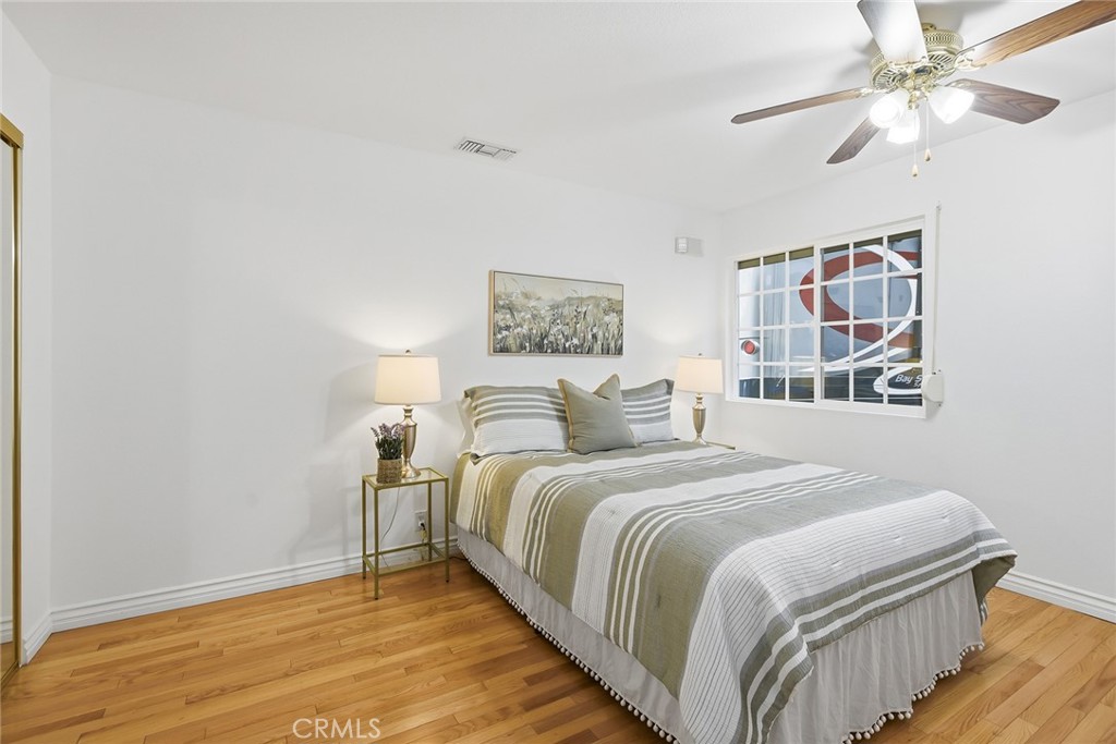 Granada Hills, California, 91344, United States, 5 Bedrooms Bedrooms, ,4 BathroomsBathrooms,Residential,Active,2041732