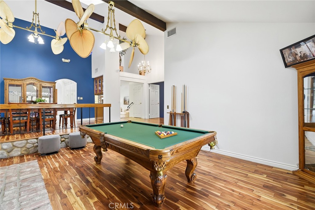 Granada Hills, California, 91344, United States, 5 Bedrooms Bedrooms, ,4 BathroomsBathrooms,Residential,Active,2041732