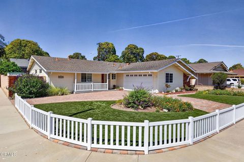 Photo of 5305 Woodbury Street, Ventura, CA 93003 (MLS # V1-35924)