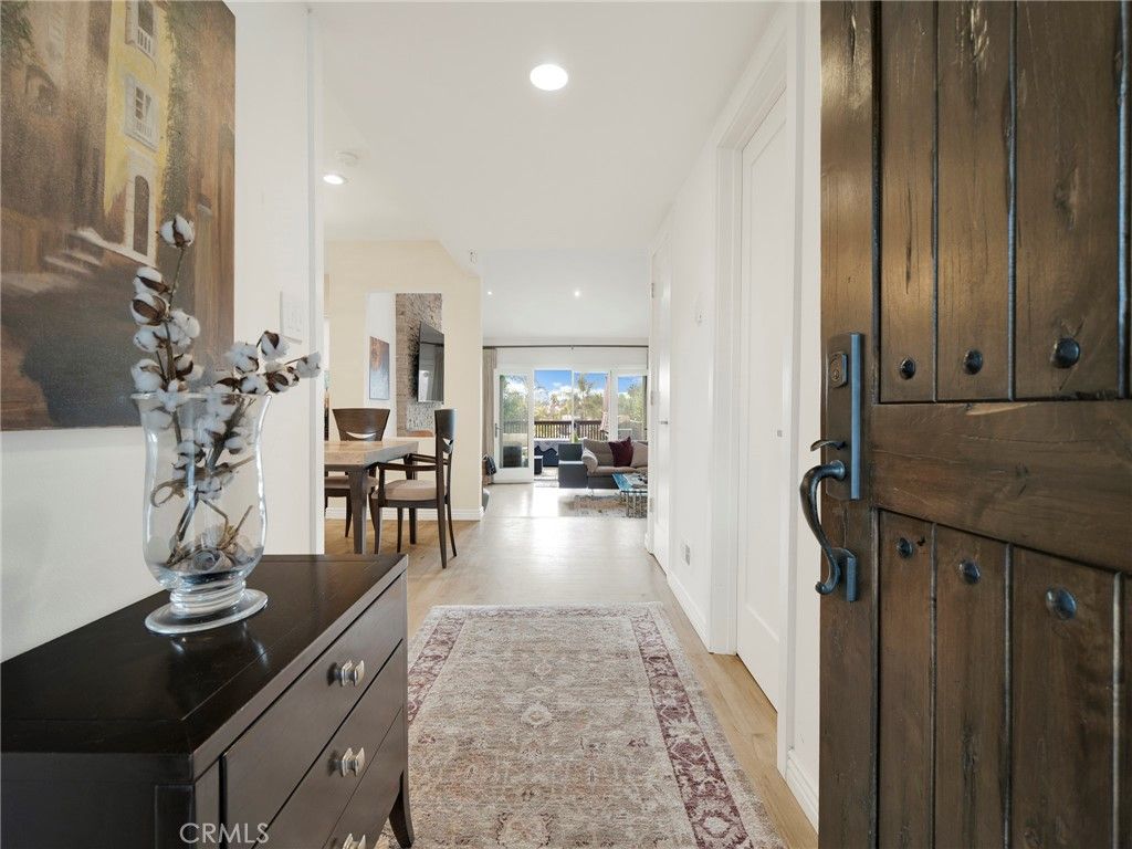 Photo of 10335 Orton Avenue, Los Angeles, CA 90064 (MLS # SR26022672)