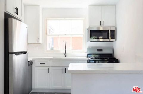 Photo of 1138 Princeton Street #1132-A, Santa Monica, CA 90403 (MLS # 25617303)