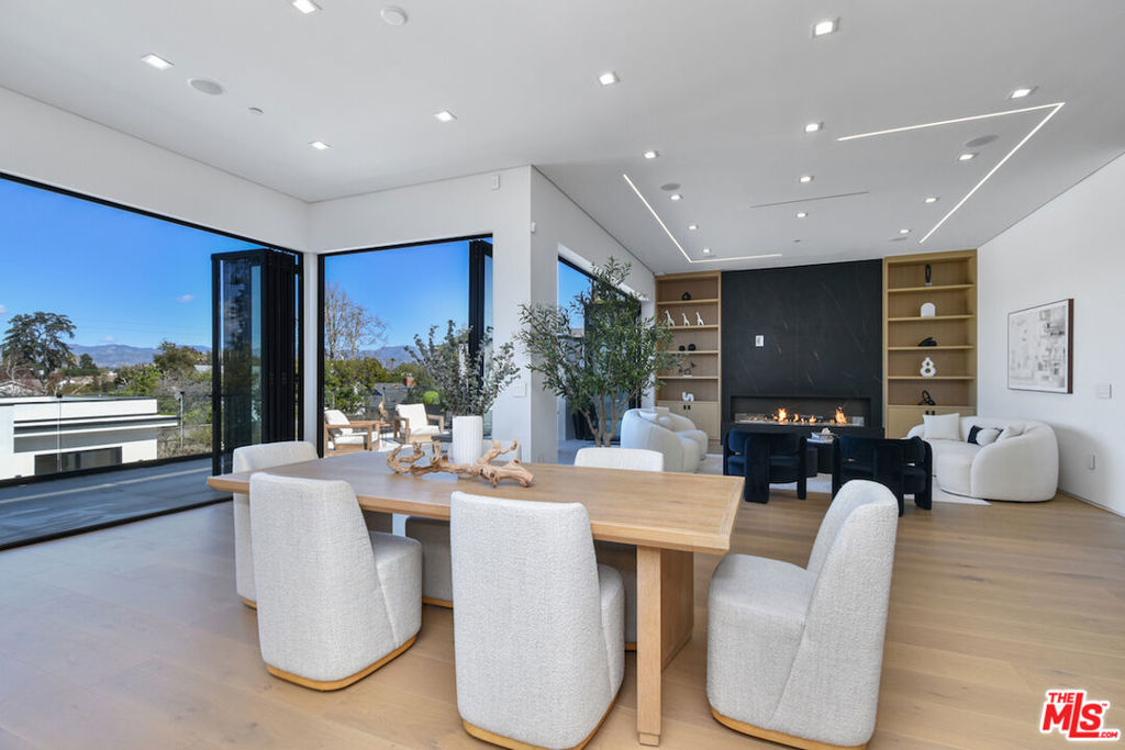 Properties 4 13015 Greenleaf Street