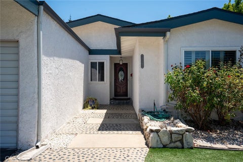 Photo of 13042 Aetna Street, Valley Glen, CA 91401 (MLS # SR26203565)