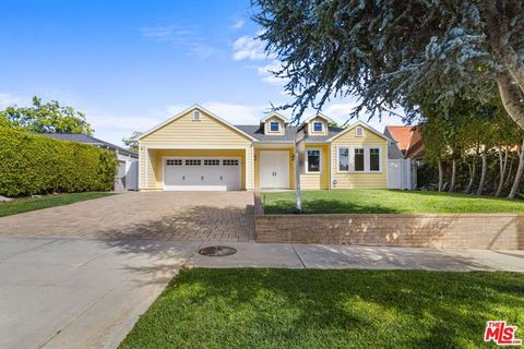 Photo of 209 25th Street, Santa Monica, CA 90402 (MLS # 26653171)