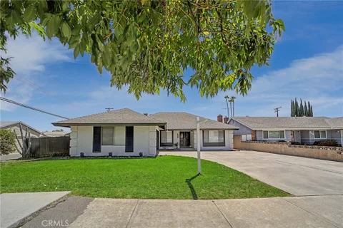 MLS: CV26196826