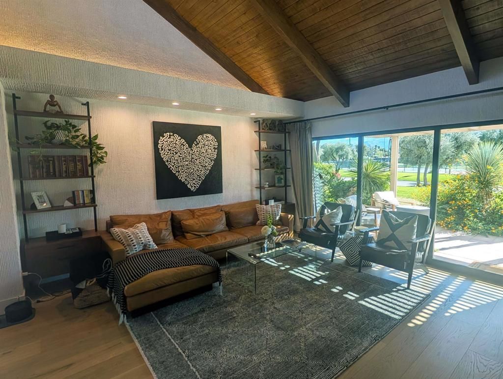 Photo of 359 Wimbledon Drive Dr, Rancho Mirage, CA 92270 (MLS # 260006099SD)