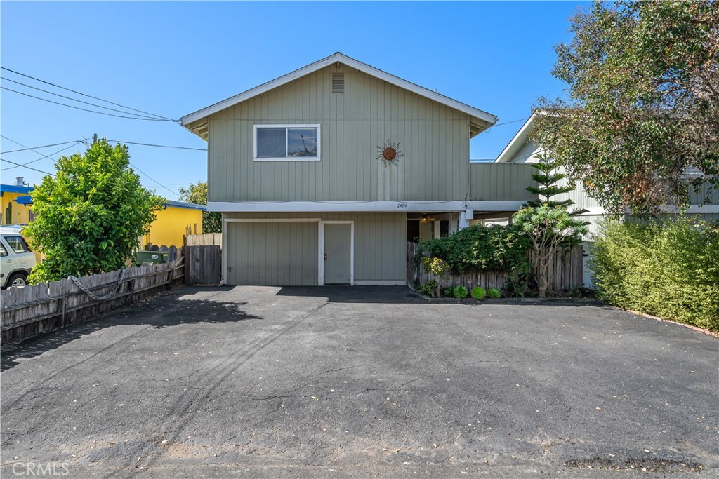 2479 Hemlock Avenue