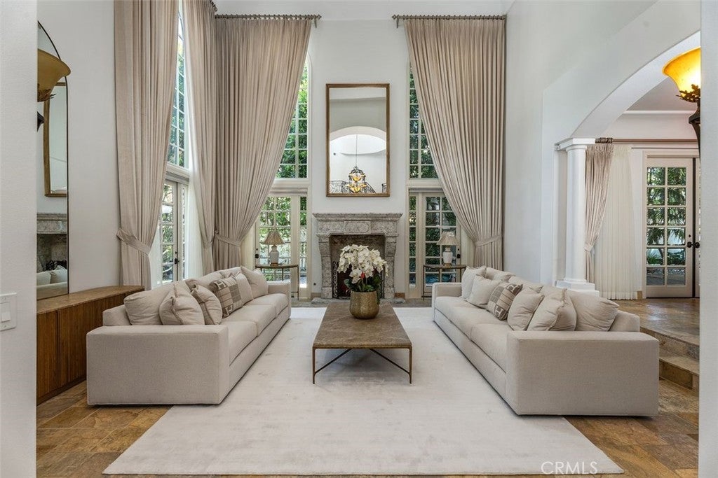 Photo of 7 S Peak, Laguna Niguel, CA 92677 (MLS # OC26136196)