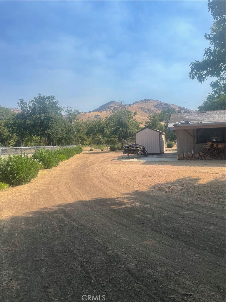 6009 Elwood Road