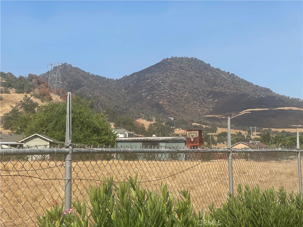 6009 Elwood Road