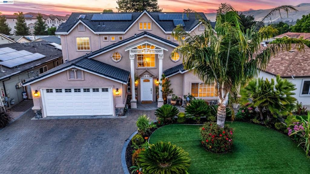 3249 Greenwood Dr