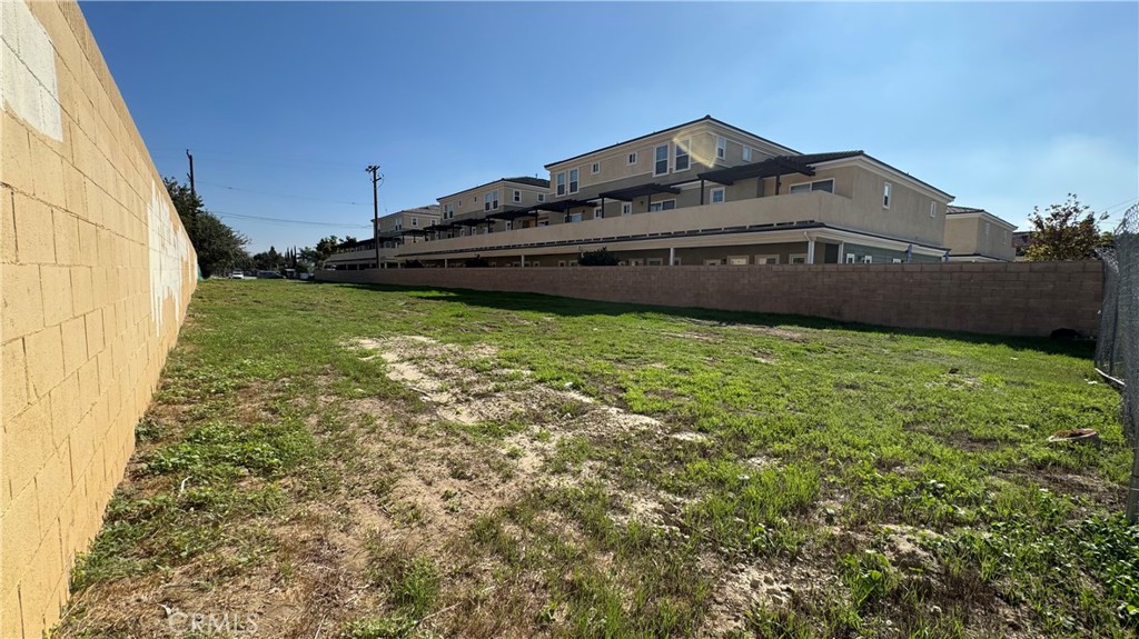 Properties 3 20723 Elaine