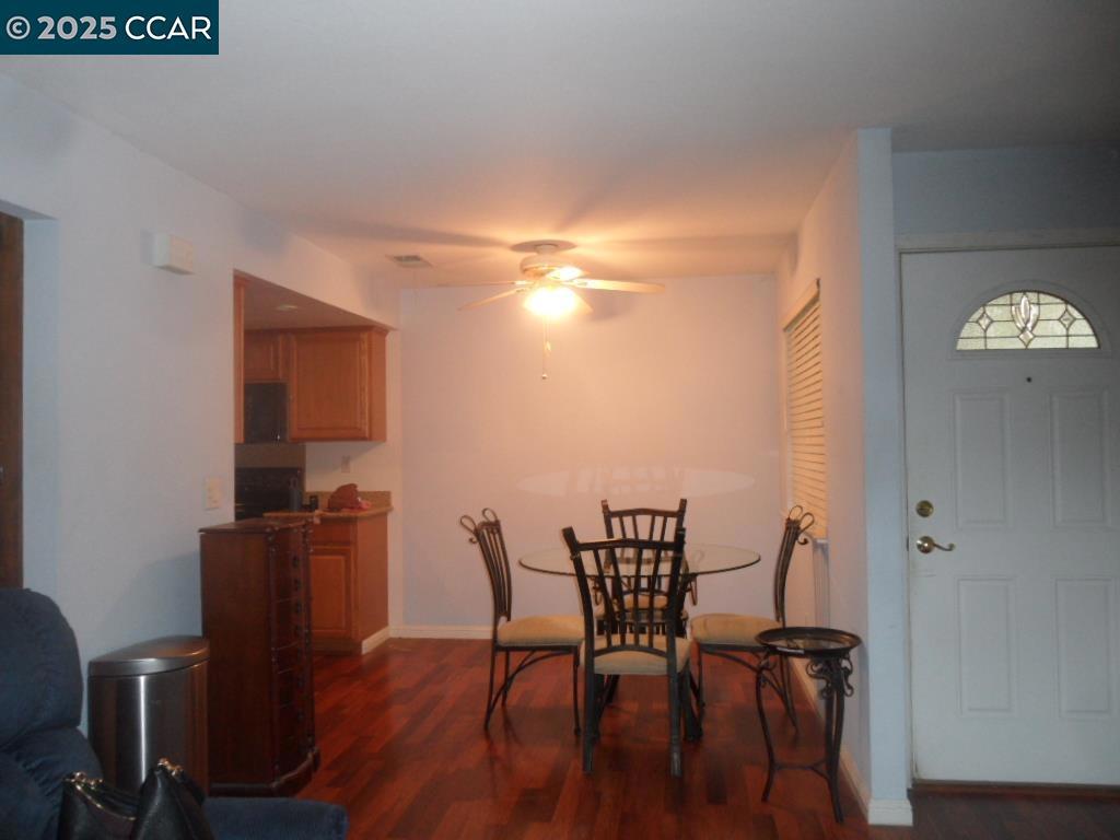 MUIR MANOR - Residential